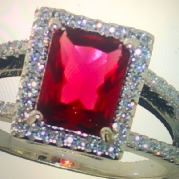 Ruby 2.25 carat spilt shank diamond pave sterling silver oval cut size 6.5 - Picture 5 of 12